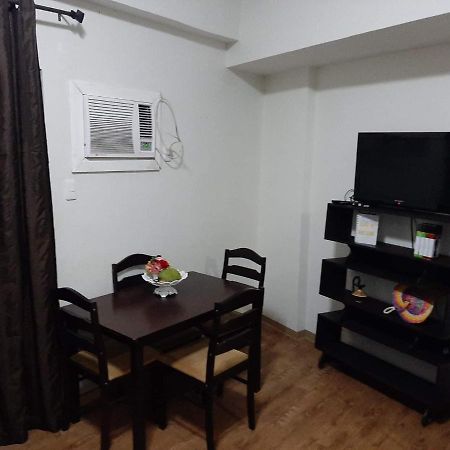 Myrna'S Studio Condo 막탄 외부 사진